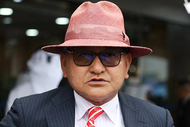 矢作師がBC歴史的勝利に貢献の美女ライダーと再会！2頭落札も報告